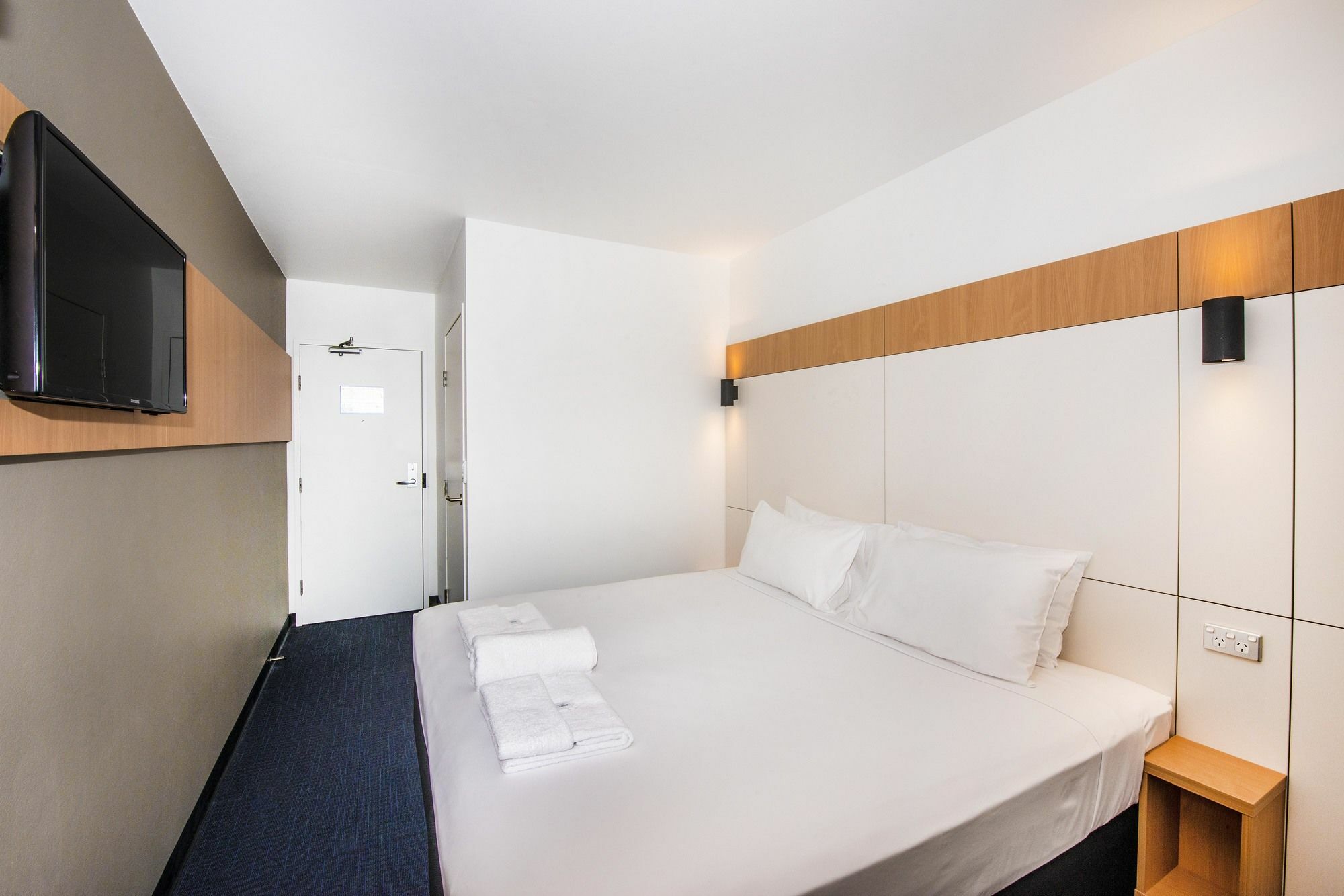 Ibis Budget - Casula Hotel